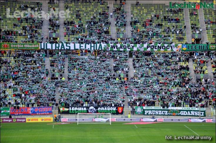 lechia_lech_024_20121002_1125983112