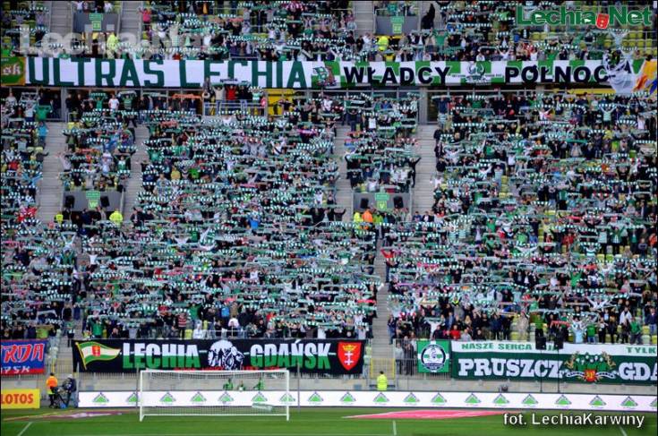 lechia_lech_027_20121002_1597660080