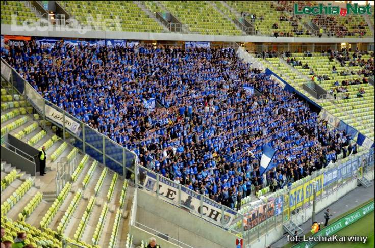 lechia_lech_031_20121002_1551750846