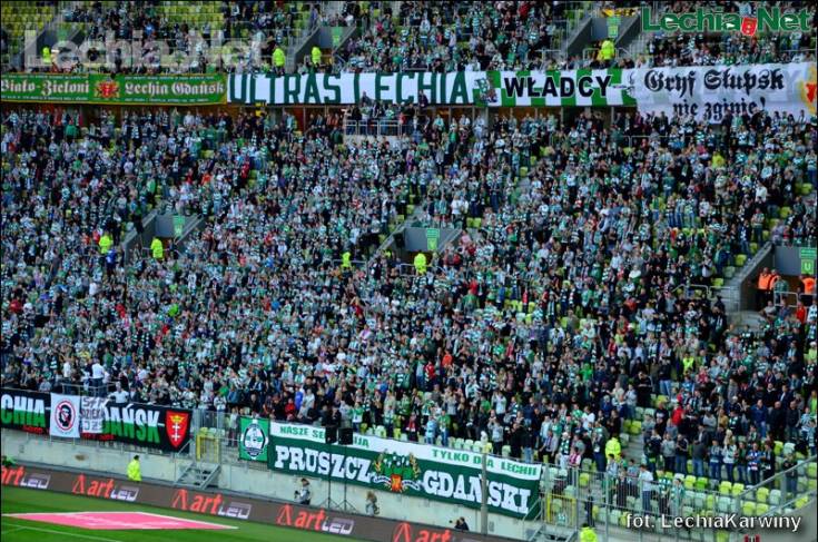 lechia_lech_053_20121002_1939096813