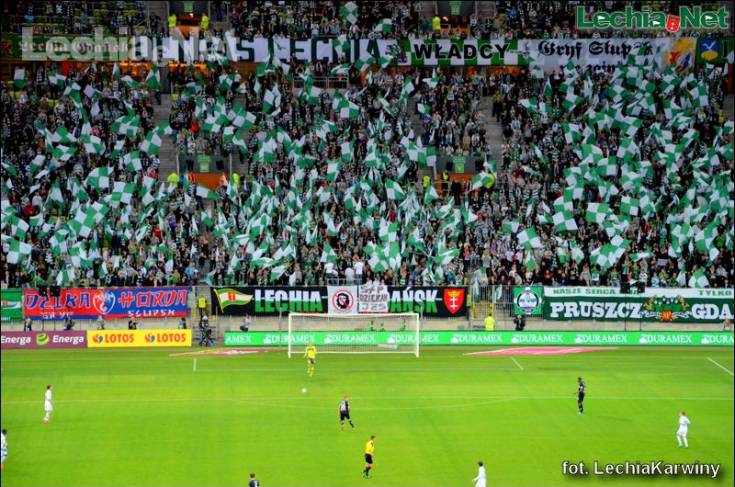 lechia_lech_071_20121002_1569607205