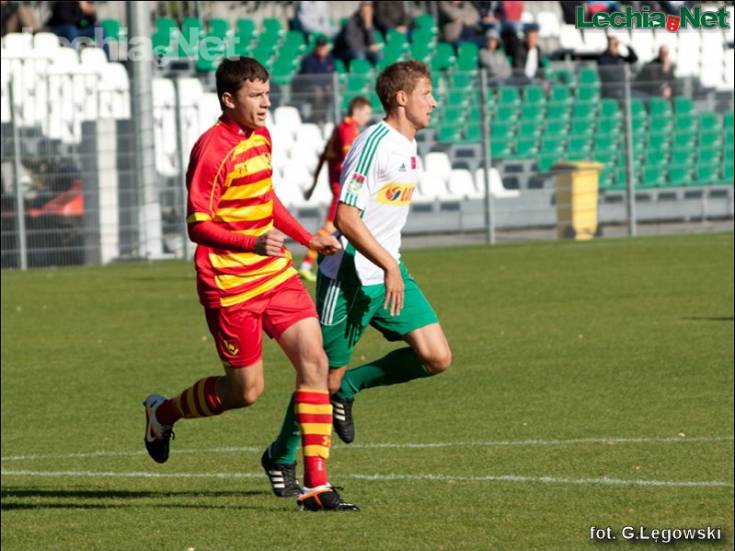 2_20121008_1922018254