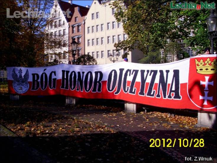 03_20121029_1878576460