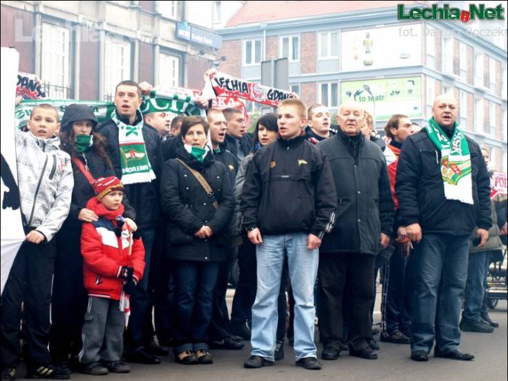 db117756_20121111_1900866738