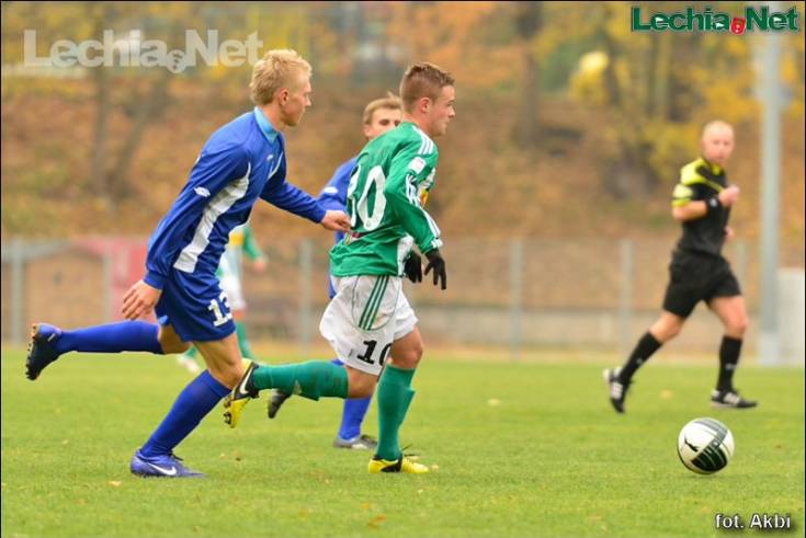 201211110049_20121111_1471215890