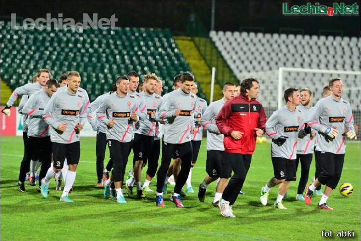 201211120017_20121113_1191221004