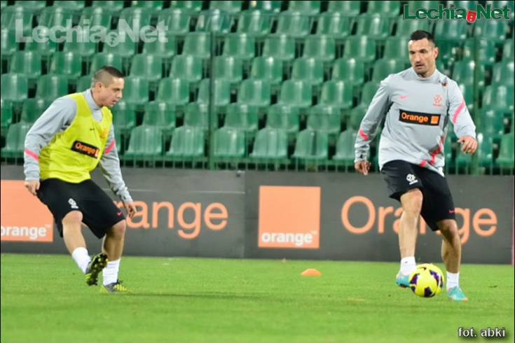 201211120060_20121113_1652430140