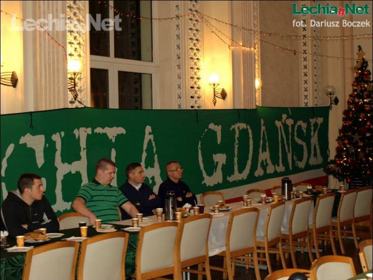 db217958_20121221_1181290211