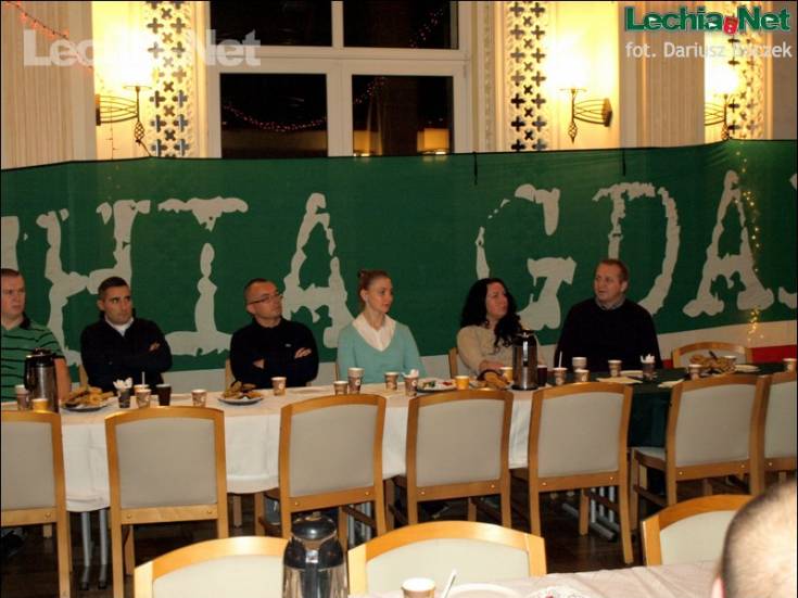 db217965_20121221_1850657872