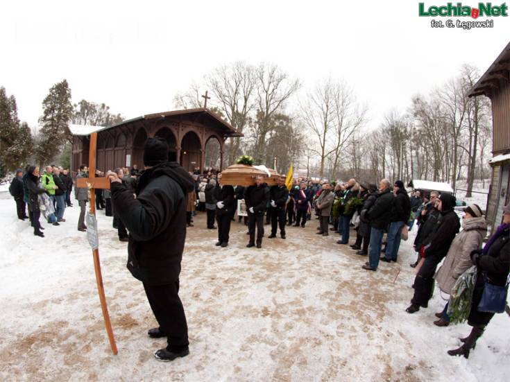 01_20130212_1928352485