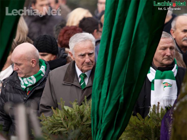 08_20130212_2060663394