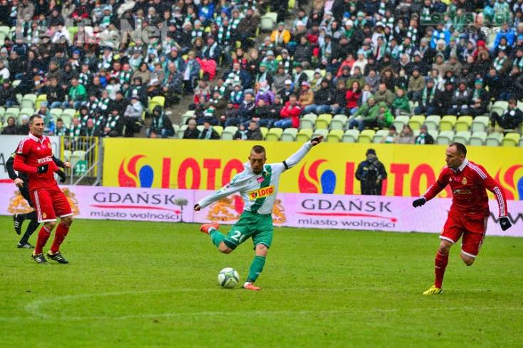 201304010019_20130403_1118071498