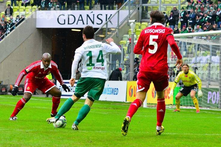 201304010055_20130403_1720380739