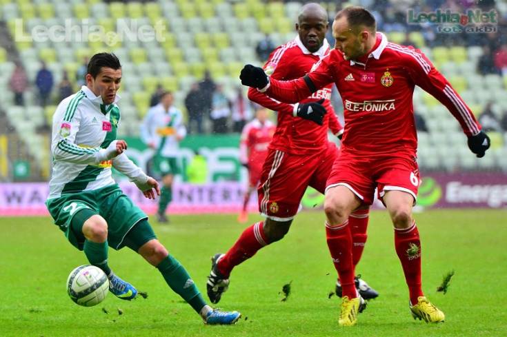 201304010069_20130403_1066965427