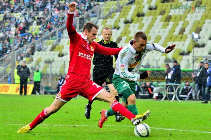 201304010073_20130403_1954739854