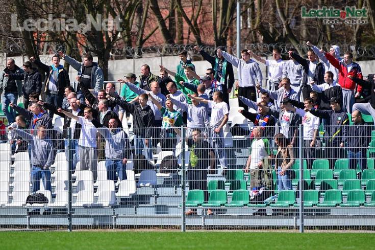 201304200027_20130421_1914047452