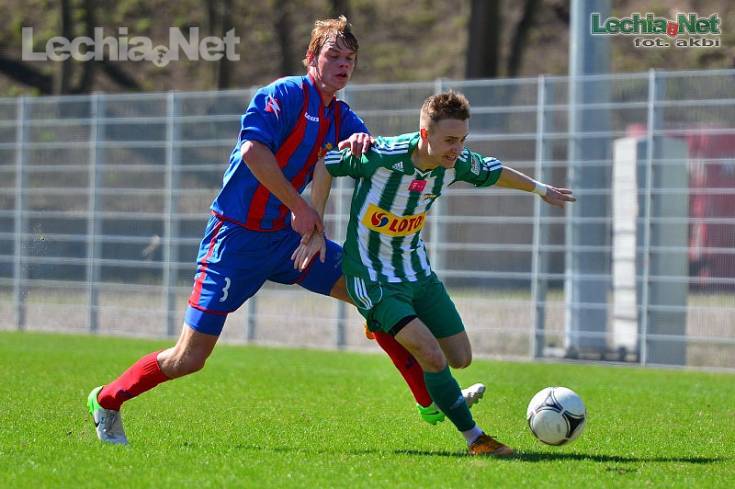 201304200028_20130421_1412073656