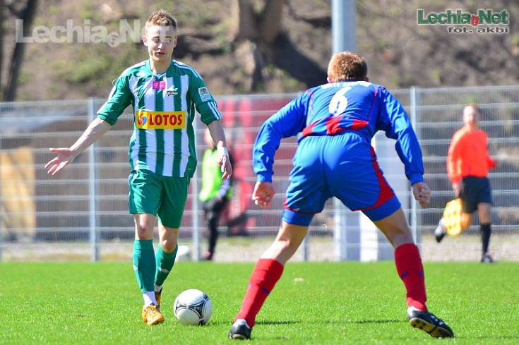 201304200029_20130421_1155890173