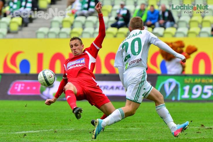 201304270011_20130428_1810926351