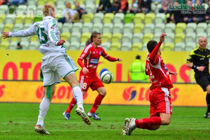 201304270019_20130428_1368250418