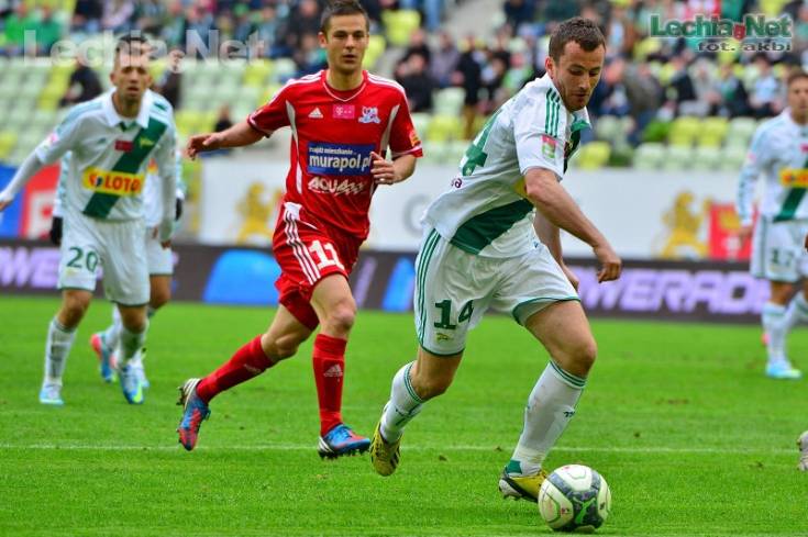 201304270022_20130428_2068016071