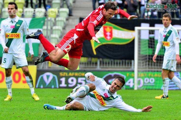 201304270042_20130428_1435938050