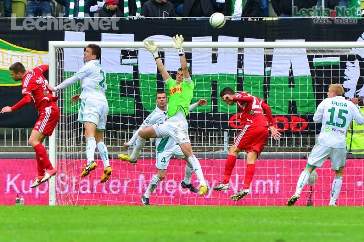 201304270044_20130428_1071645907