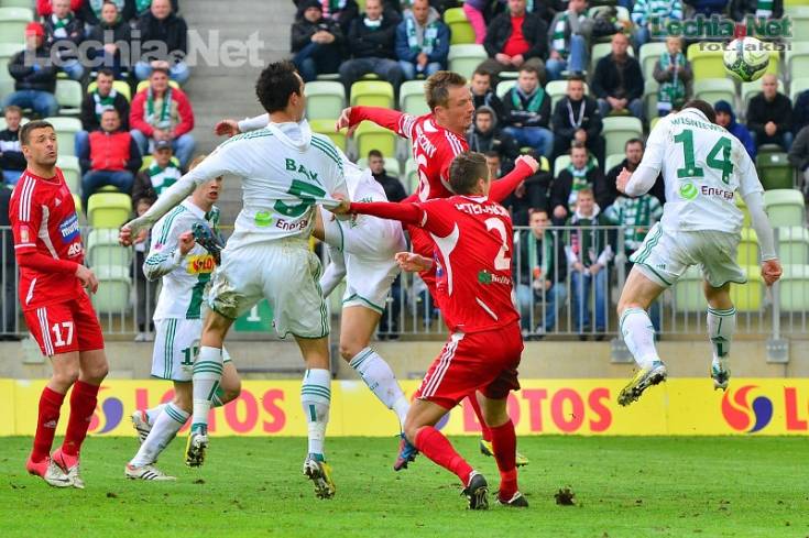 201304270056_20130428_1442338256