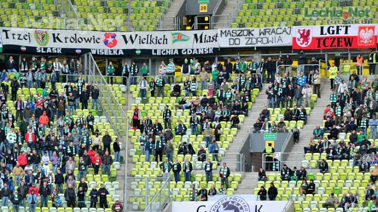 201304270033_01_20130428_1885484306