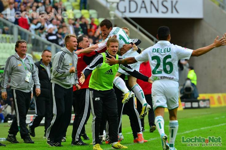 201305120024_20130513_1357921920