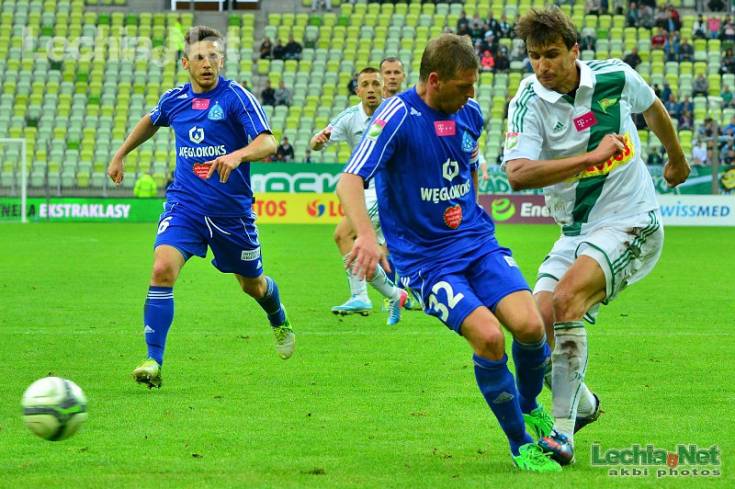 201305120104_20130513_1968978380