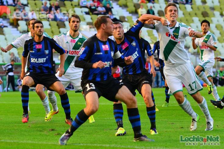 201309210010_20130922_2019387685