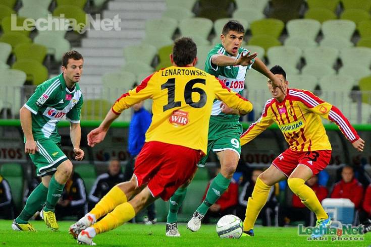 201309300008_20131001_1876847707