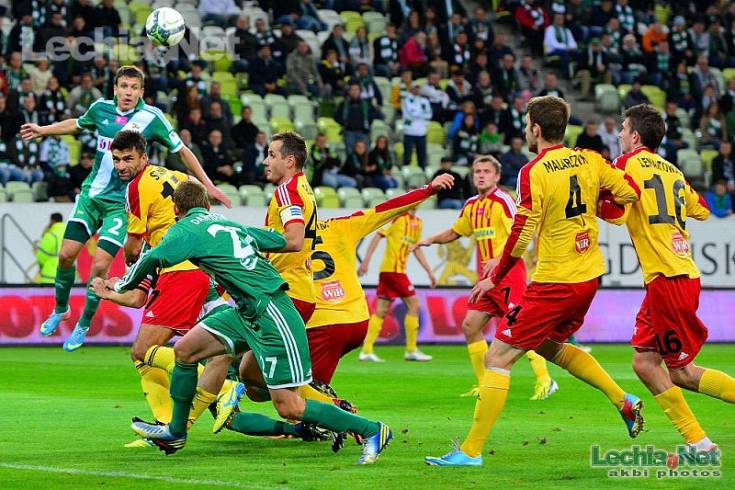 201309300020_20131001_1300460258