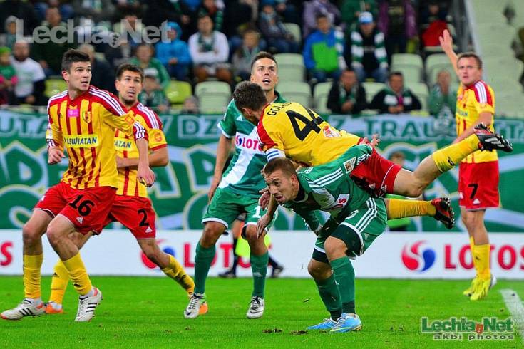 201309300044_20131001_1026764753