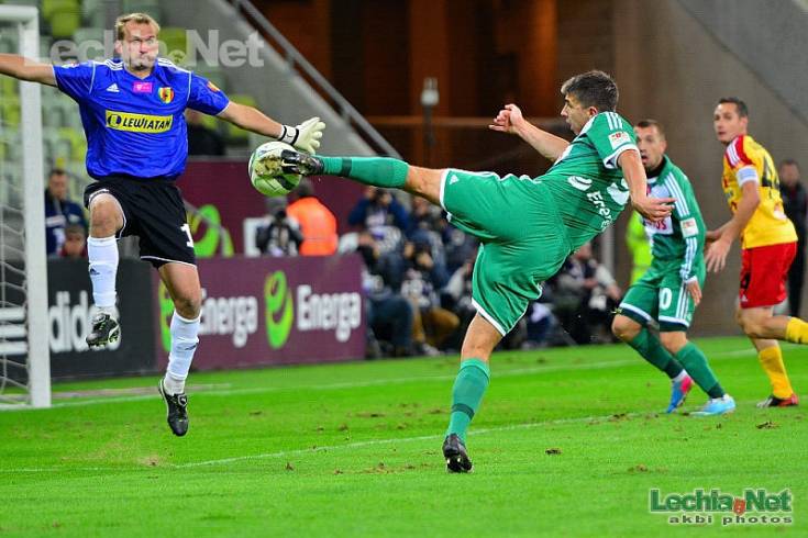 201309300045_20131001_1104183811