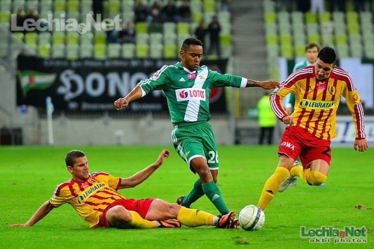 201309300053_20131001_1797755016