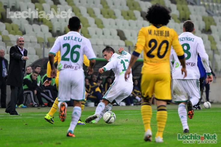 201310130064_20131013_1673371779