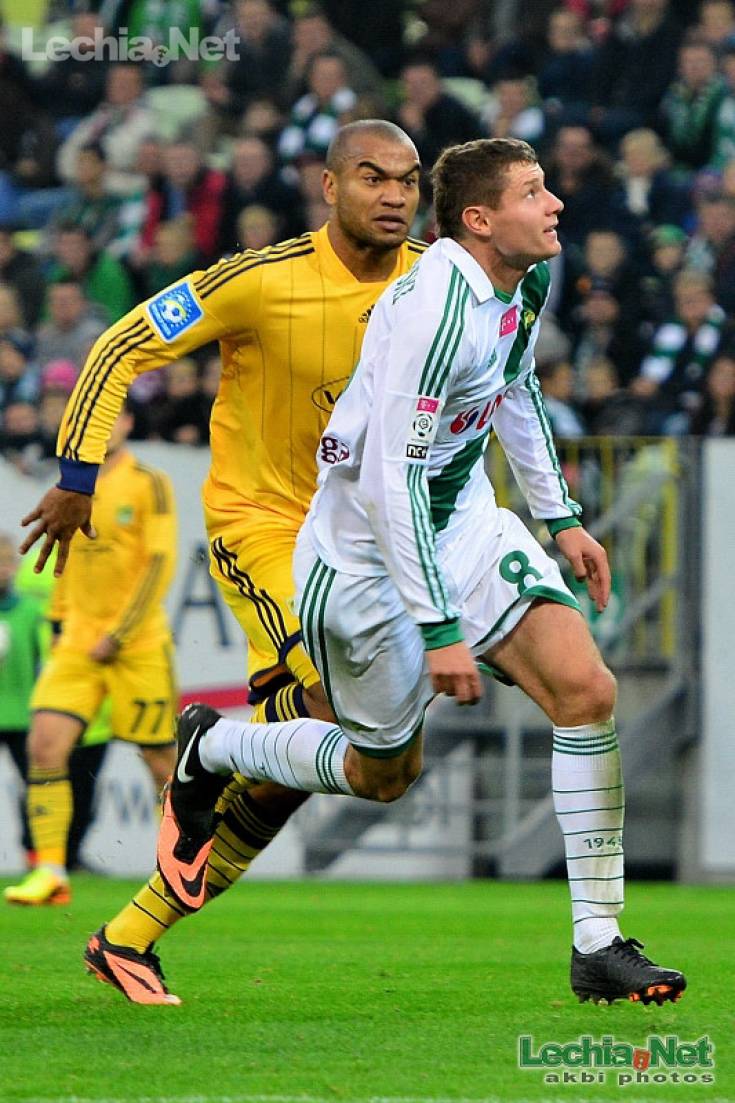 201310130068_20131013_1169880113