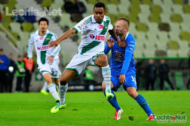 201310190052_20131020_2078349238