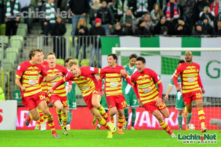 201403250023_20140326_2053944294