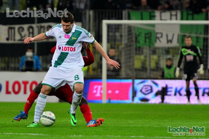 201403290067_20140330_2091692075