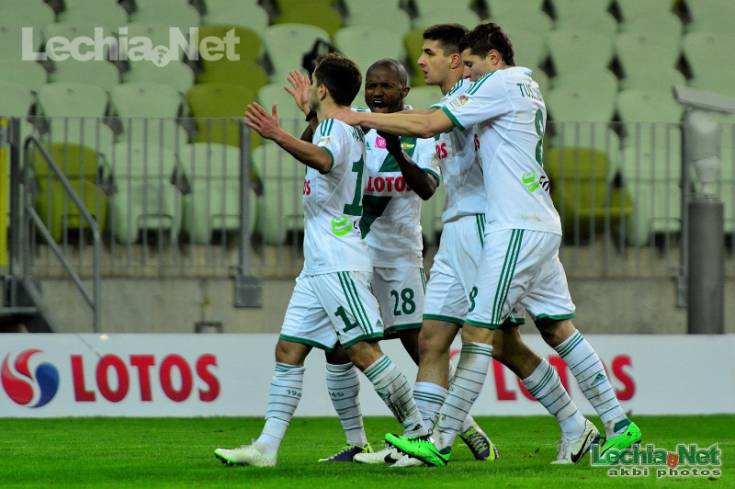 201403290106_20140330_1778286582