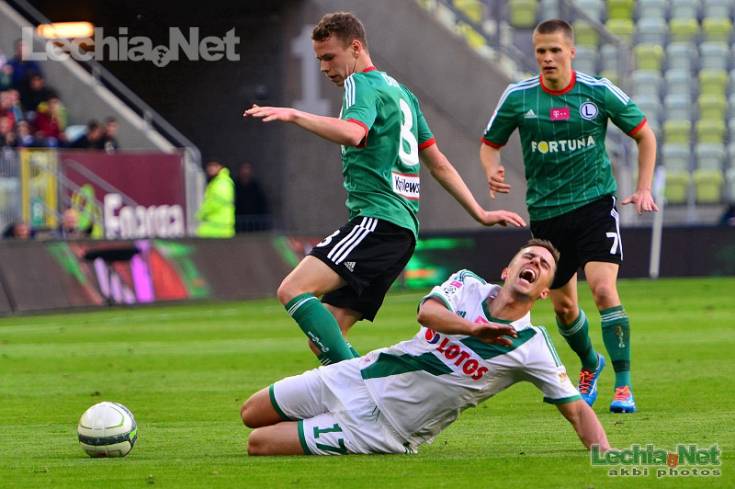 201405030127_20140503_1609960640