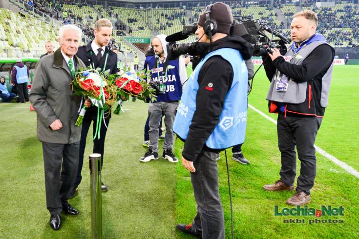 akb_2602_20151017_1211278738