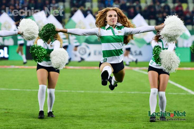 akb_7485_20151017_2089661695