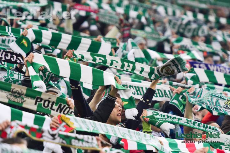 akb_7733_20151017_1282478932