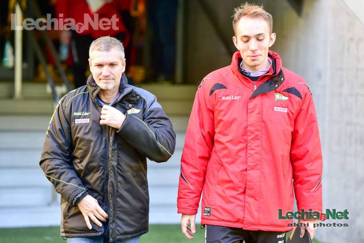 akb_9165_20151112_1737087104