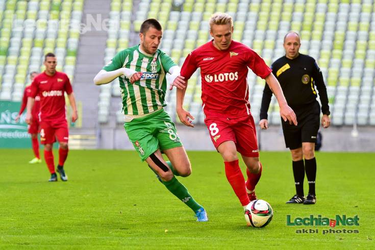 akb_9196_20151112_2039572596