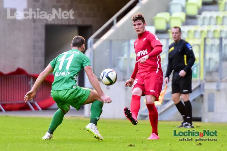 akb_9239_20151112_1081298925